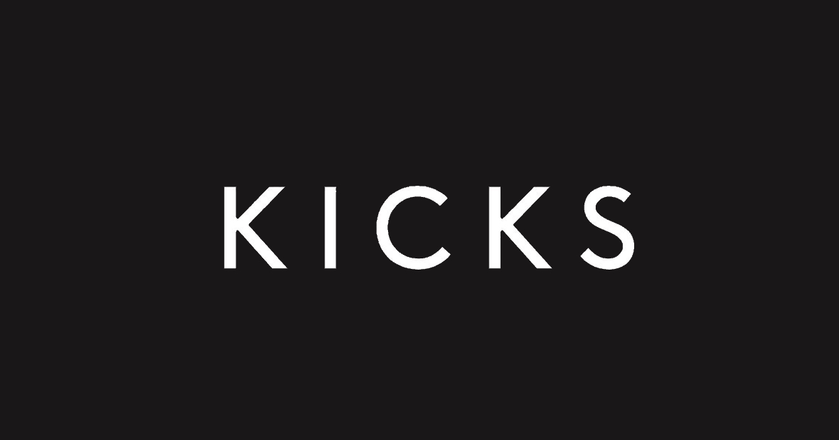 Vit text på svart bakgrund - Logo för Kicks